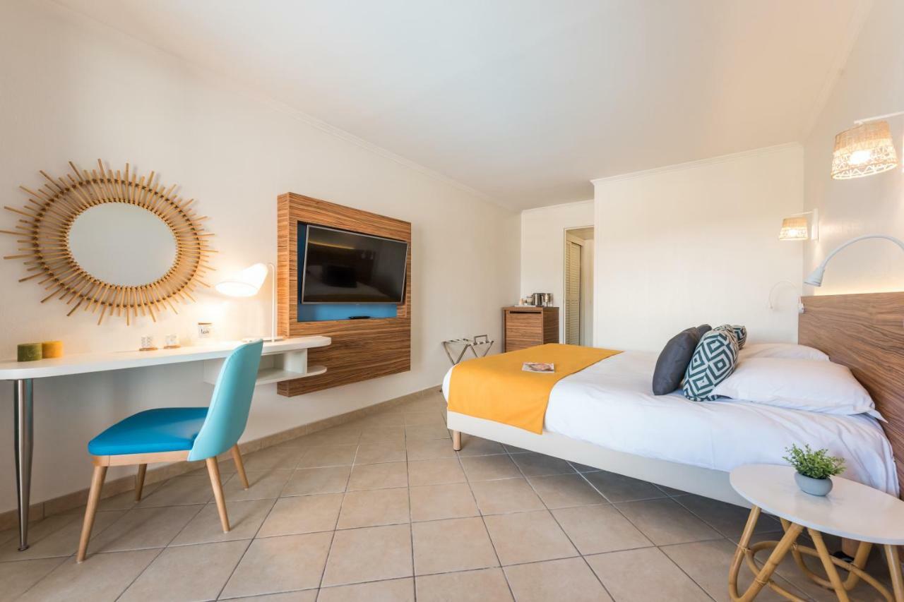 Hôtel de l'Esterel Saint-Raphaël Habitación foto